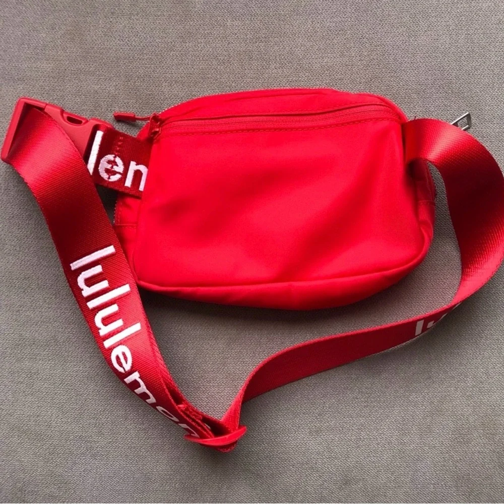 Lululemon Red logo educator everywhere bag strap - Picture 7 of 9